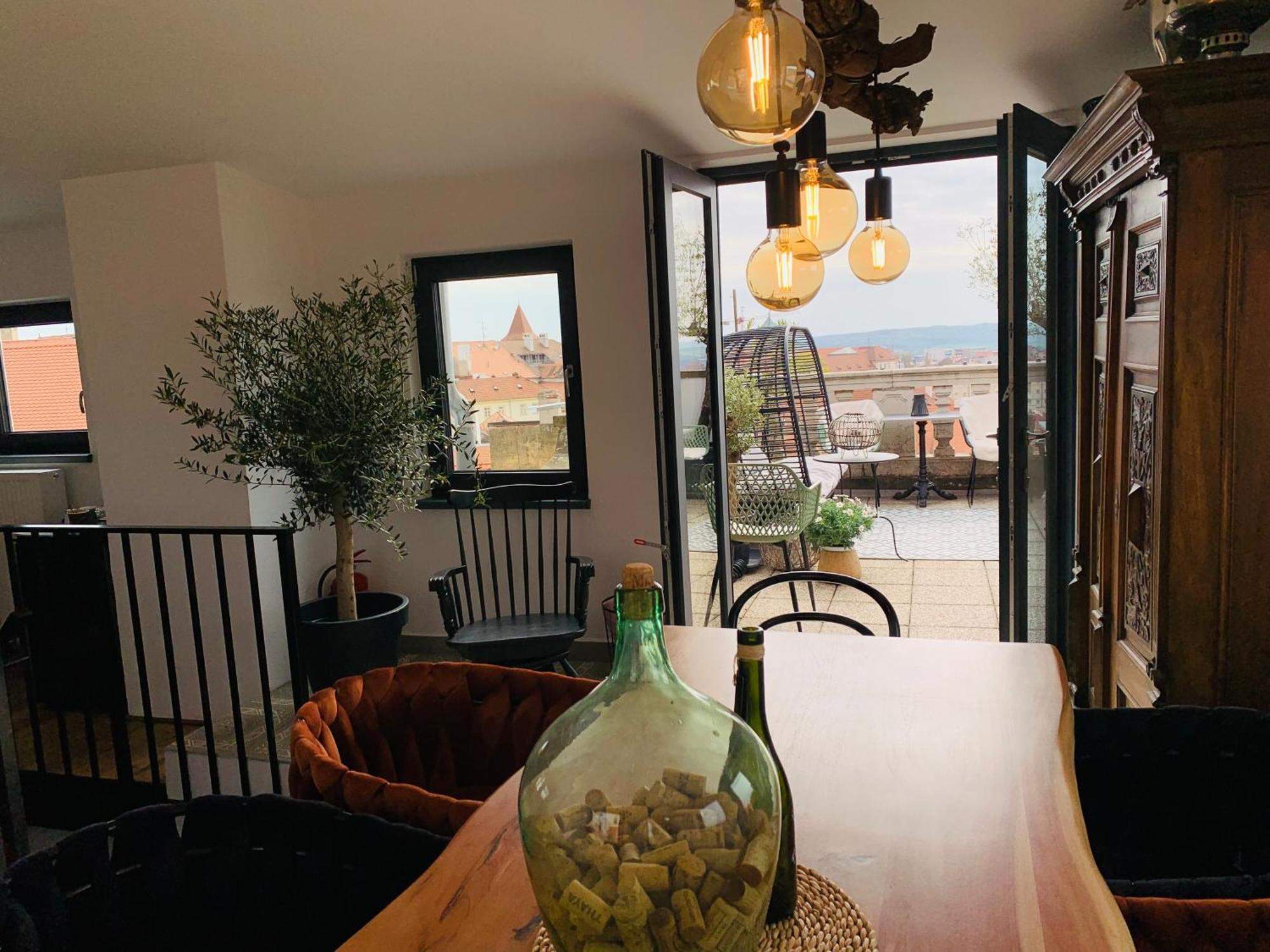 Boutique Apartments Café U Rolanda Znojmo Exterior foto